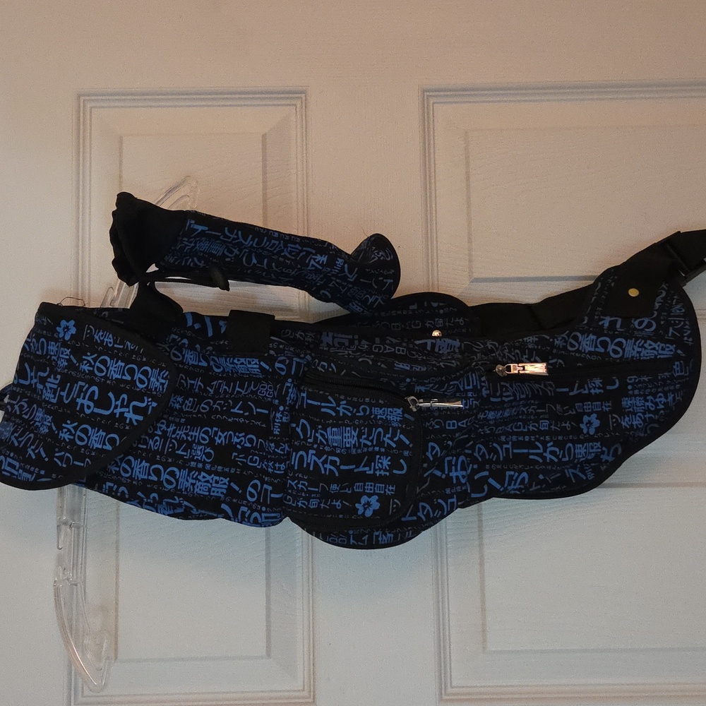 Blue and Black Cycling Bag with Japanese Characters